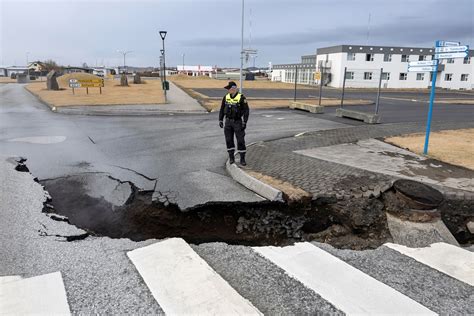 Volcanic eruption remains highly likely in Iceland amid 'constant' seismic activity, officials ...