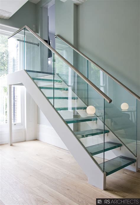 Glass Stairs Ideas Que Double Chrome Handrail with Glass Balustrade Glass Stair Balustrade ...