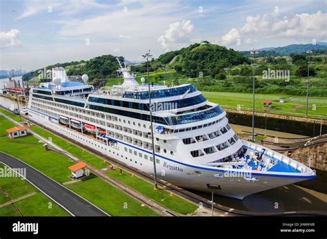 The MS Regatta Cruise ship of the Oceania Cruises in the Panama Canal ...