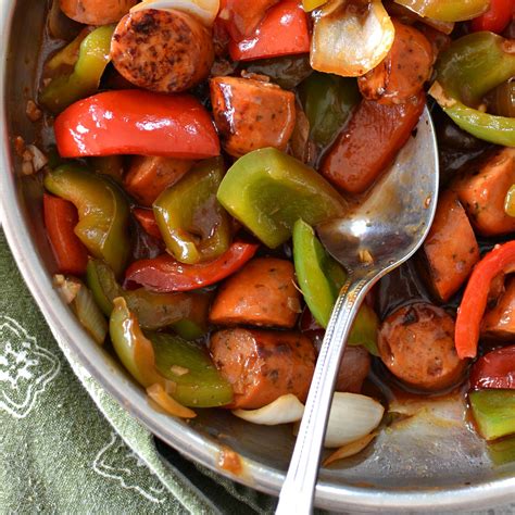 Skillet Sausage and Peppers | RecipeLion.com