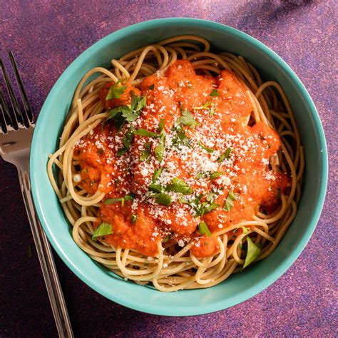 ChopChopFamily.org - Pasta with Roasted Bell Pepper Sauce