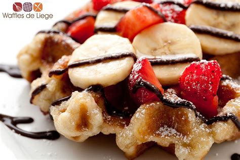 Liege waffle w/ fruit toppings and chocolate syrup | Flickr