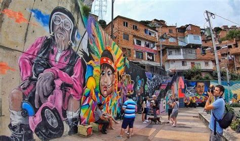 Commune 13 an graffiti experience - Feel Medellín