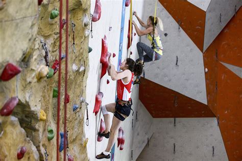 Woman Dies In Climbing Gym In Auto-Belay Accident - Climbing