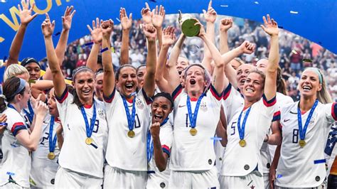 Eliminação dos EUA na Copa rende premiação à seleção feminina