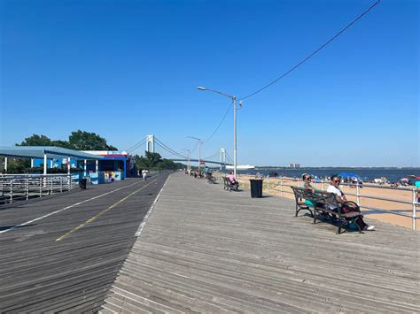 Beachgoers take in the sun at Staten Island beaches - silive.com