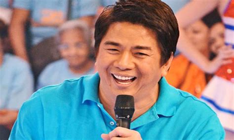 Willie Revillame Spends Christmas With Meryll Soriano, Grandson Elijah