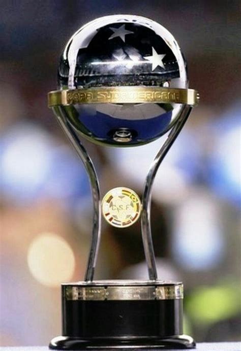 Copa Sudamericana | Taça da copa, Trofeu futebol, Copa sul americana