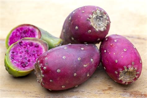 6 Benefits of Cactus Fruit (Also Known as Prickly Pear) | Livestrong ...