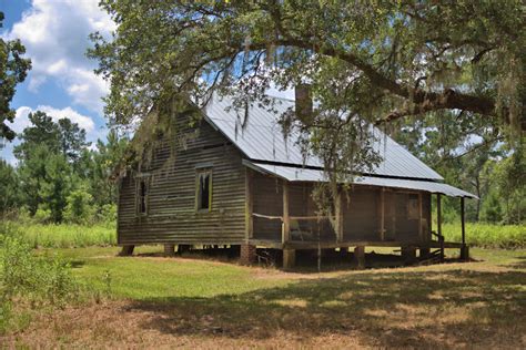 Side-Gabled Tenant House, Circa 1904, Piscola | Vanishing Georgia: Photographs by Brian Brown