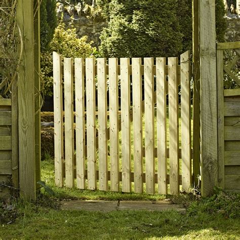 Wicket Gate - Hartwells Fencing