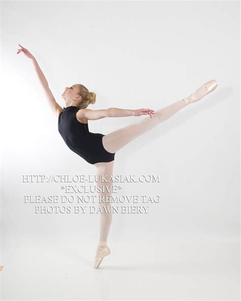 Chloe en pointe | Dance moms chloe, Dance moms girls, Chloe lukasiak