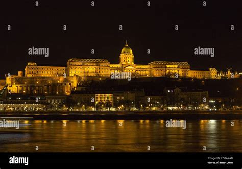 Buda Castle Hungary Budapest at night Stock Photo - Alamy