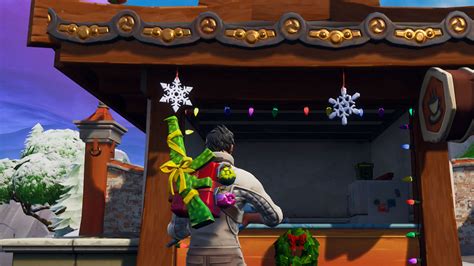 Fortnite snowflake decorations: where to destroy 12 snowflakes | PCGamesN