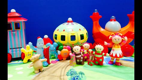 In The Night Garden Characters Ninky Nonk Sleigh Ride Toys - YouTube