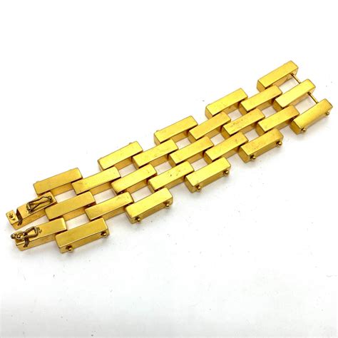 Robert Lee Morris Wide Matte Gold 2x3 Bar Link Bracelet For Sale at 1stDibs