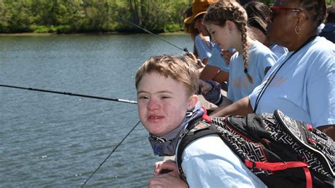 Berkeley Middle students spend the day fishing in first 'Cops and Bobbers' since pandemic