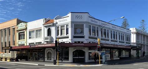 New Zealand – Napier: the art deco city – wherearechrisandlana