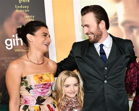 Pics: Jenny Slate And Chris Evans Reunite At 'Gifted' Premiere