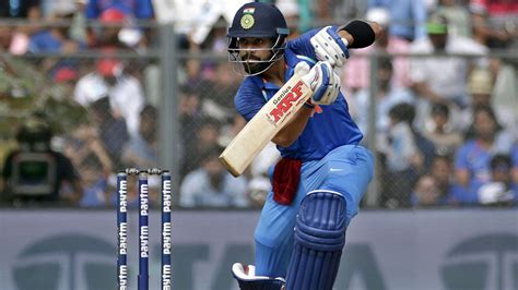 Virat Kohli Batting Wallpapers - Wallpaper Cave