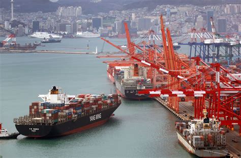 South Korea Trade Declines | Financial Tribune