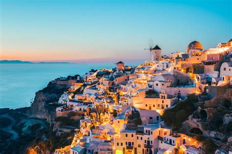 The Best Honeymoon Ideas in Santorini, Greece | The Plunge