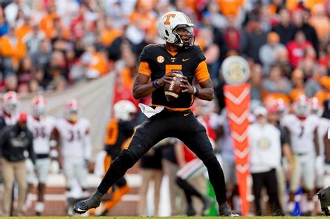 LOOK: Tennessee unveils all-black uniform for Saturday's game against ...