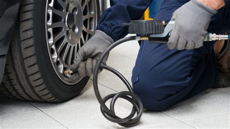 How To Use Air Compressor To Inflate Tires | HouseTechLab