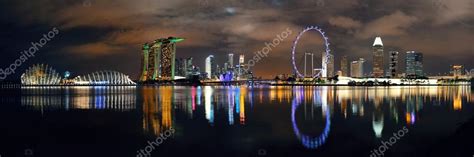 Singapore skyline at night – Stock Editorial Photo © rabbit75_dep #58513103