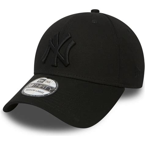 New Era Curved Brim 39THIRTY Classic New York Yankees MLB Black Fitted Cap: Caphunters.com