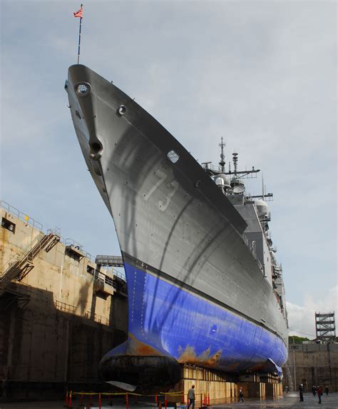 Photo: USS Port Royal Ready for Repairs