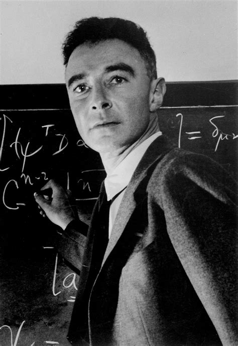 Manhattan Project: J. Robert Oppenheimer