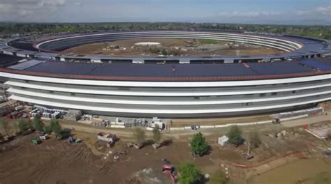 Drone Video Captures Apple Campus 2 as Employees Begin Move-In | ArchDaily