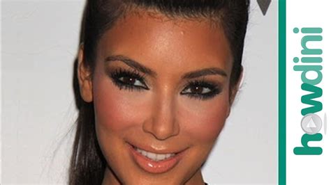 Kim Kardashian Smokey Eye Makeup