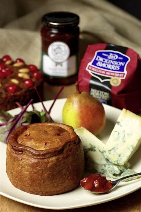 Melton Mowbray pork pie | Melton mowbray pork pie, British dishes, Food