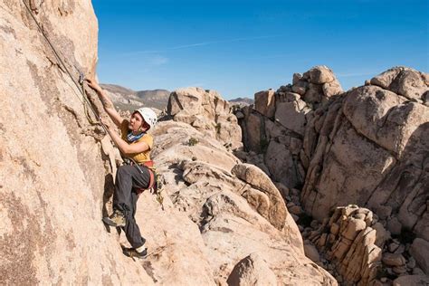 2023 Rock Climbing Trips in Joshua Tree National Park (6 Hours)