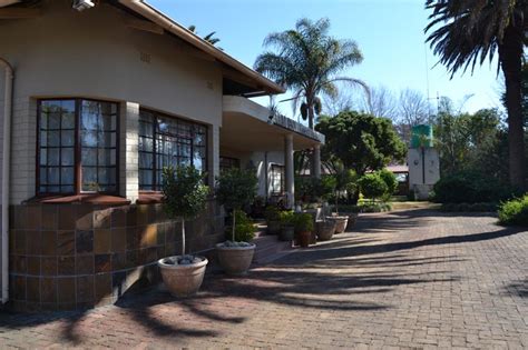 Overnight Accommodation In Piet Retief | Room Rates & Prices |Book Now