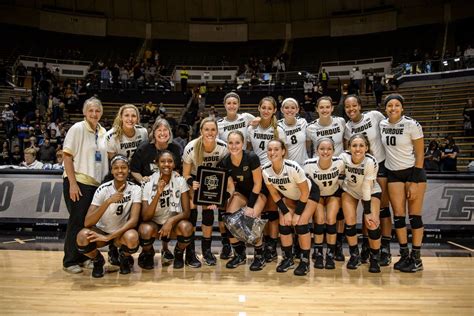 Purdue Volleyball: Volleyball finishes Boiler Box Challenge unbeaten - Hammer and Rails