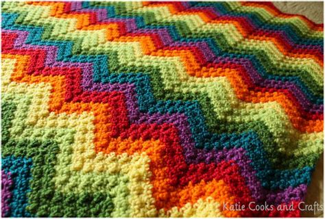 Rumpled_crochet_Ripple_rainbow_Afghan_2 | Styles Idea