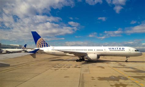 United Airlines at Denver International Airport (DEN) - De… | Flickr