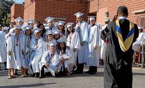 Graduation 2014: James Monroe High School Class of 2014 celebrates through social media – Daily News