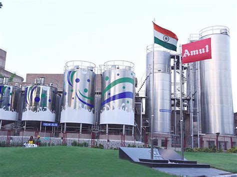 PM Modi inaugurates Amul's chocolate plant at Anand in Gujarat - Ultra-modern Amul chocolate ...