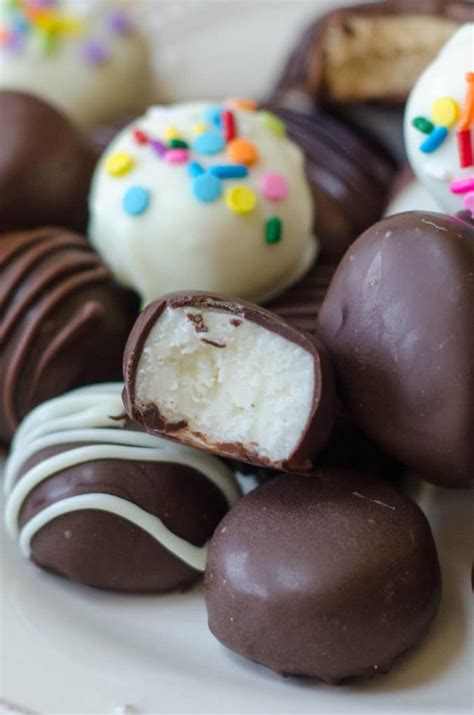 How To Make Chocolate Covered Easter Egg Candies (4 Different Fillings)