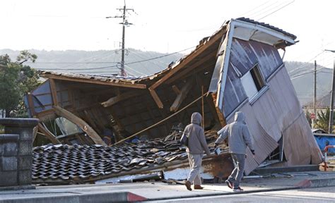 ThePatriotLight - Japan assesses damage following massive quake and ...