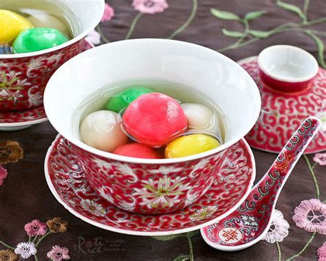 Tangyuan - delicious Chinese dessert - Sinomedia