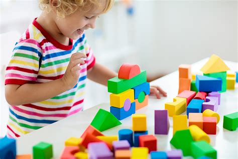 These Are the 7 Stages of Block Play in Early Childhood - Empowered Parents