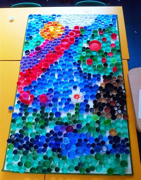 11 + DIY Ideas to Design a Bottle Cap Mosaic | ArtisticJunkie.com