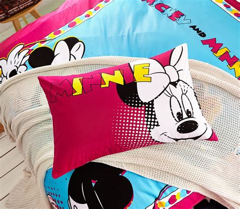 Lovely Mickey & Minnie Mouse Kids Bedding Set