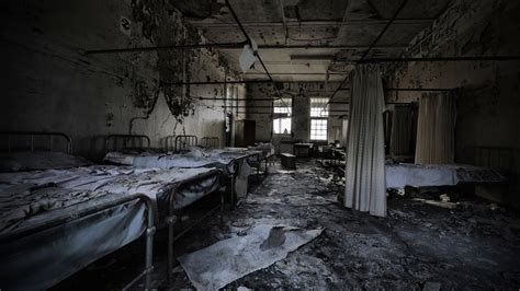 The Creepy World of Abandoned Asylums | Abandoned asylums, Abandoned hospital, Abandoned places