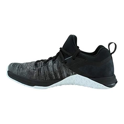 2 Nike’s Metcon DSX Flyknit 2 Sneakers Are The Best You Can Buy